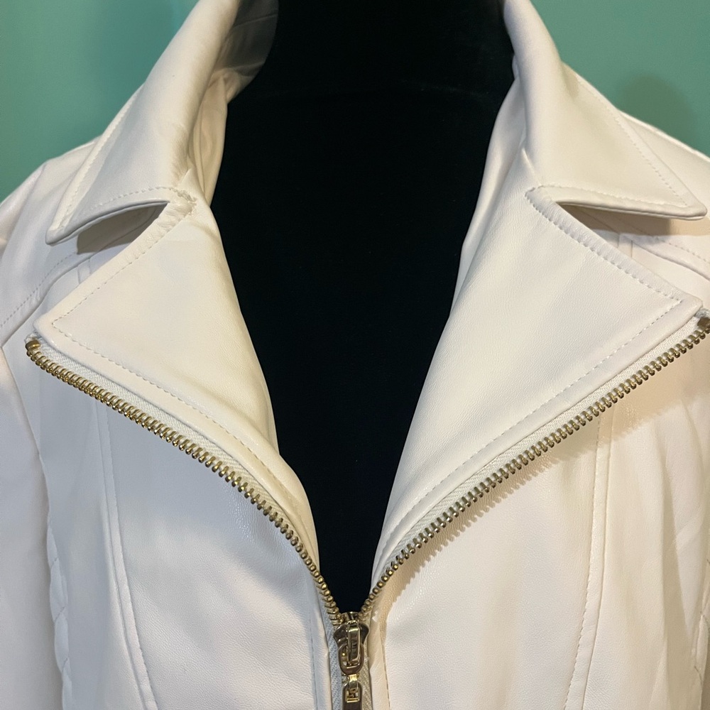 Guess Women's Cream Faux Leather Jacket Sz Large - Picture 2 of 10